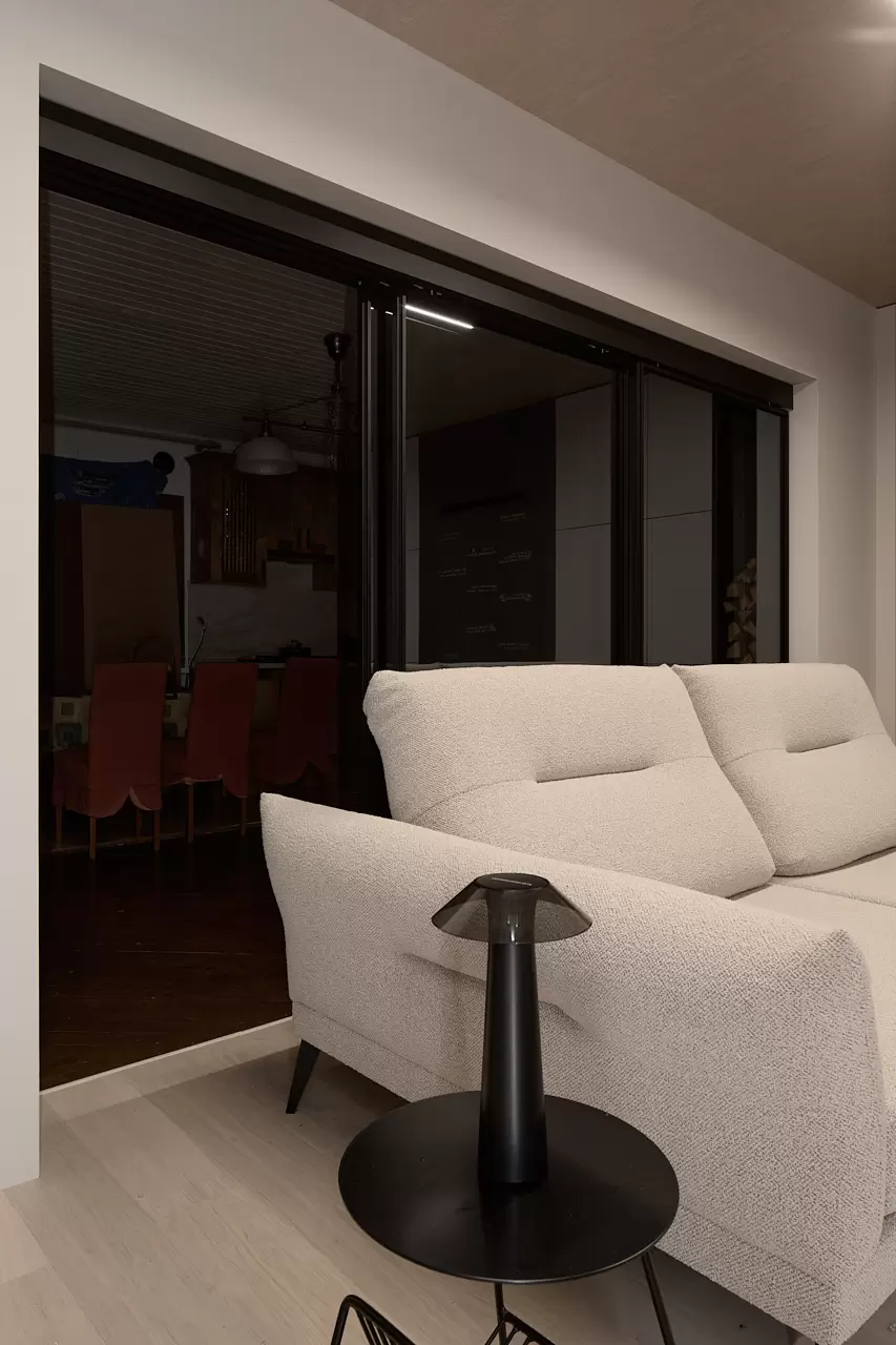 poeticheskaya-gostinaya-6